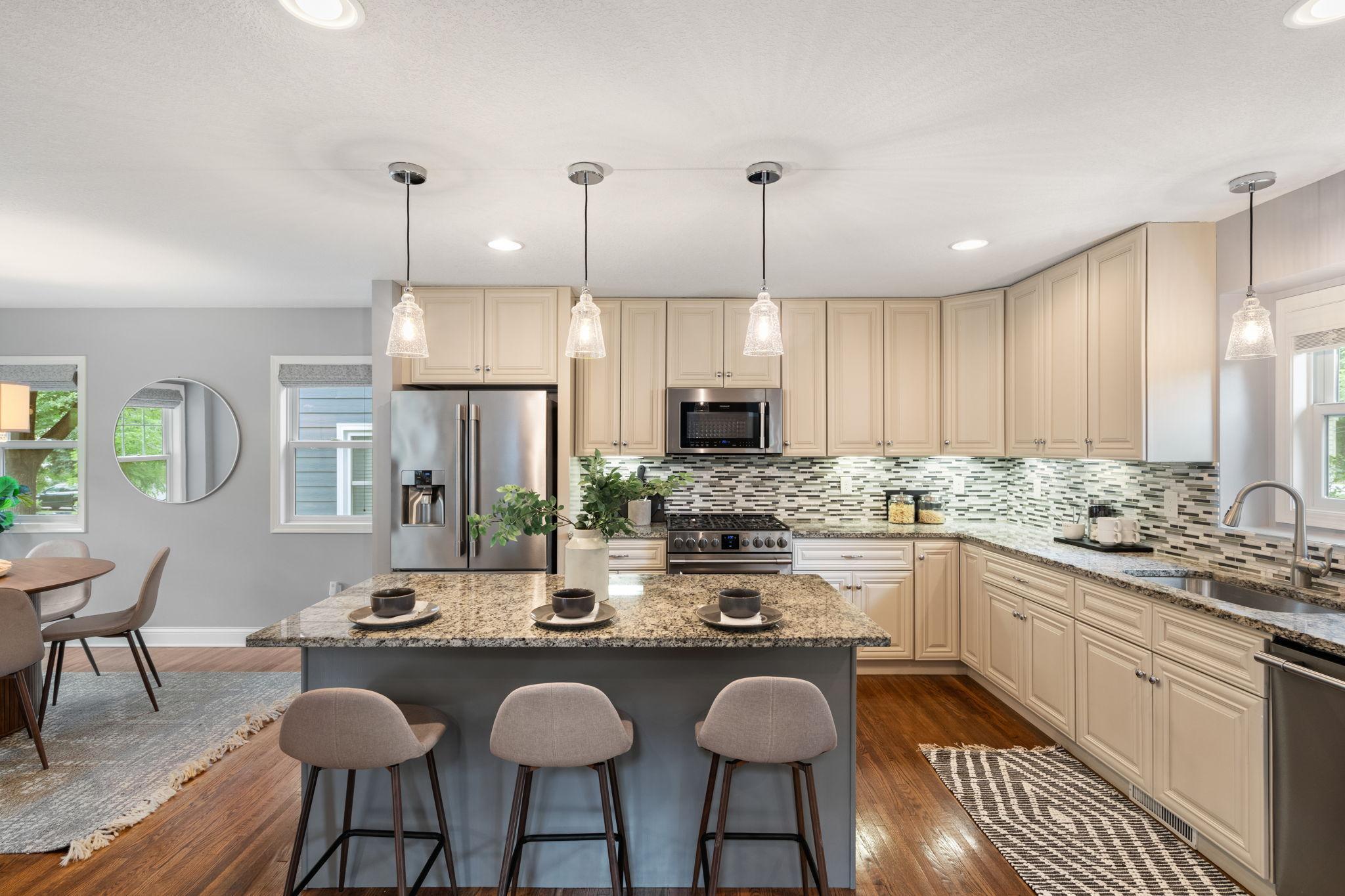 5925 Vincent Avenue S