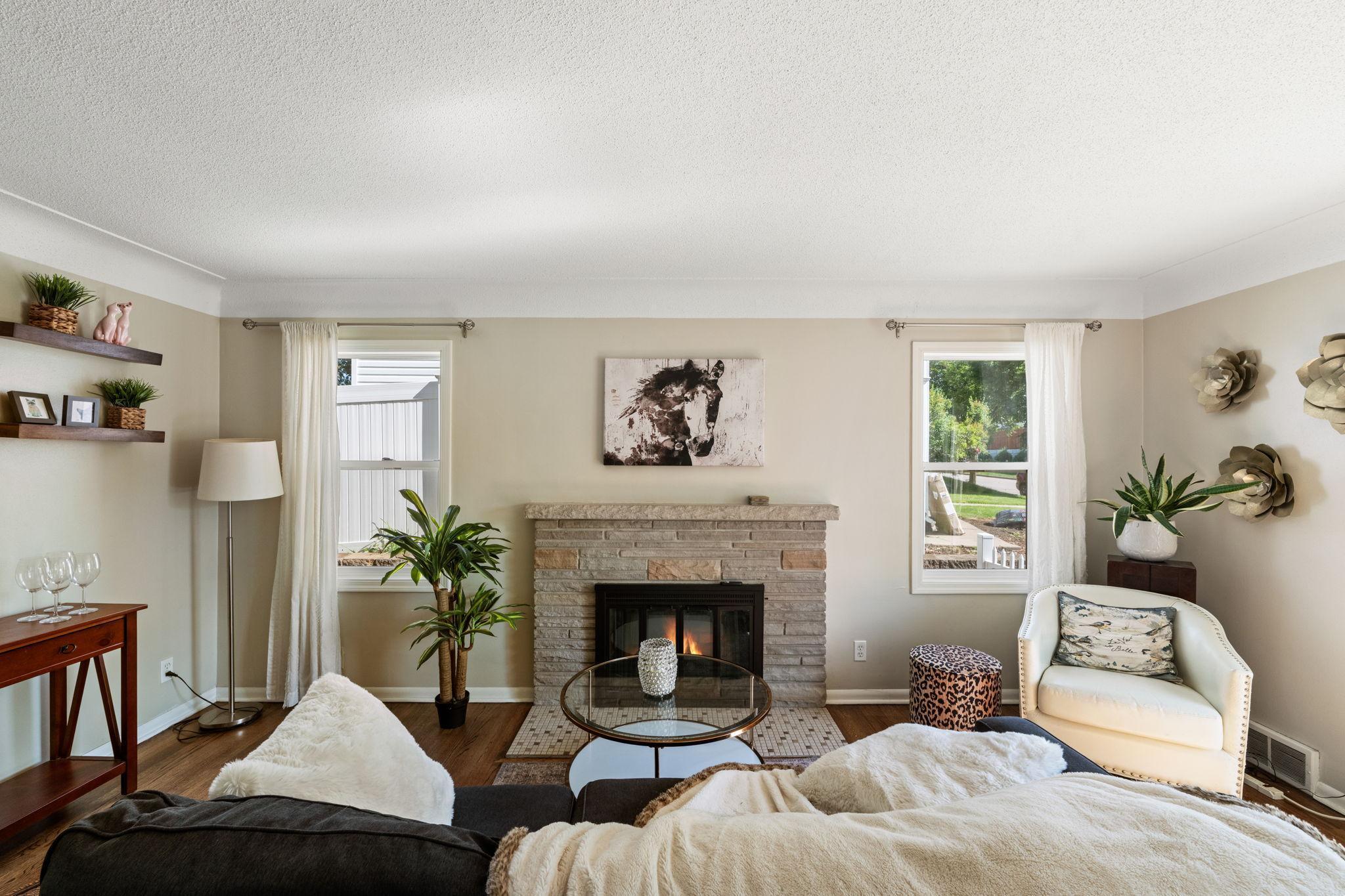 6112 Russell Avenue S