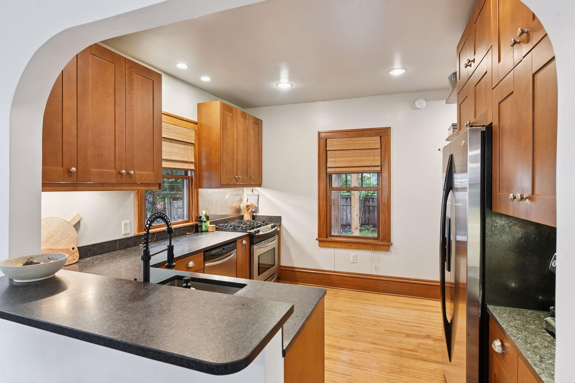 4031 Pleasant Avenue