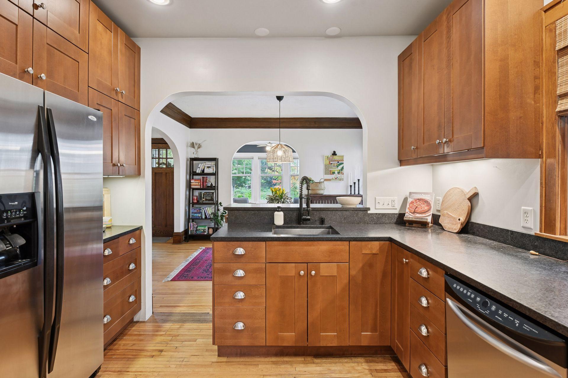 4031 Pleasant Avenue