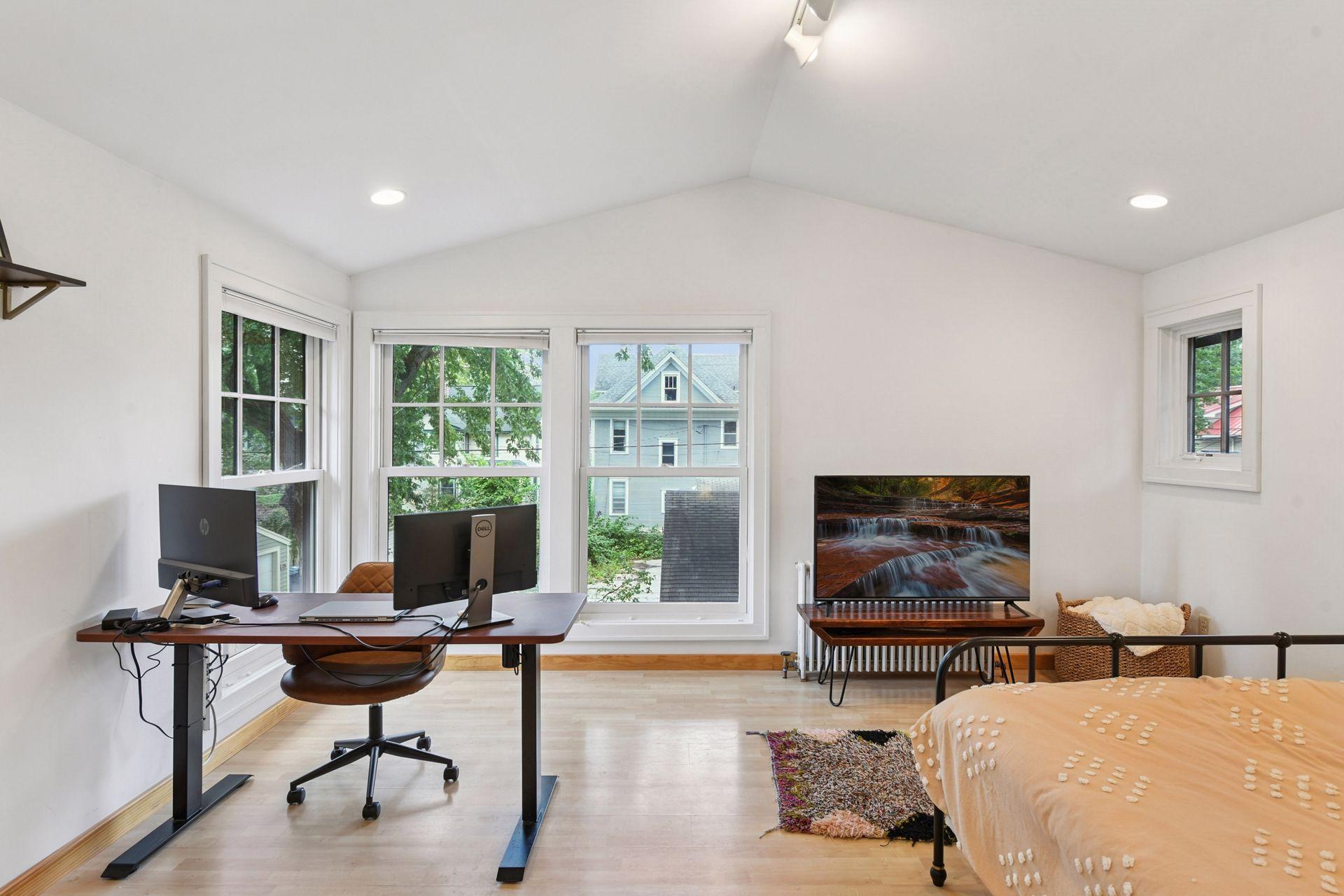 4031 Pleasant Avenue