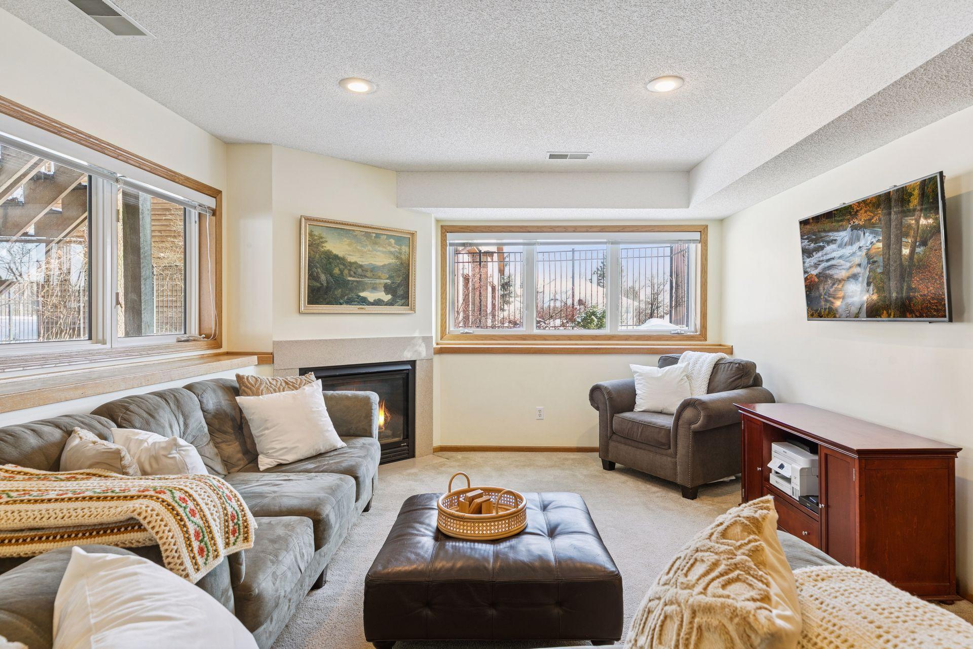 705 Valley View Court