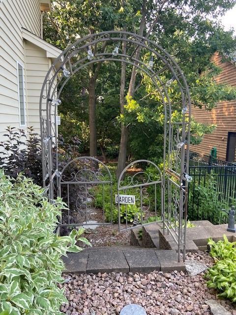 705 Valley View Court