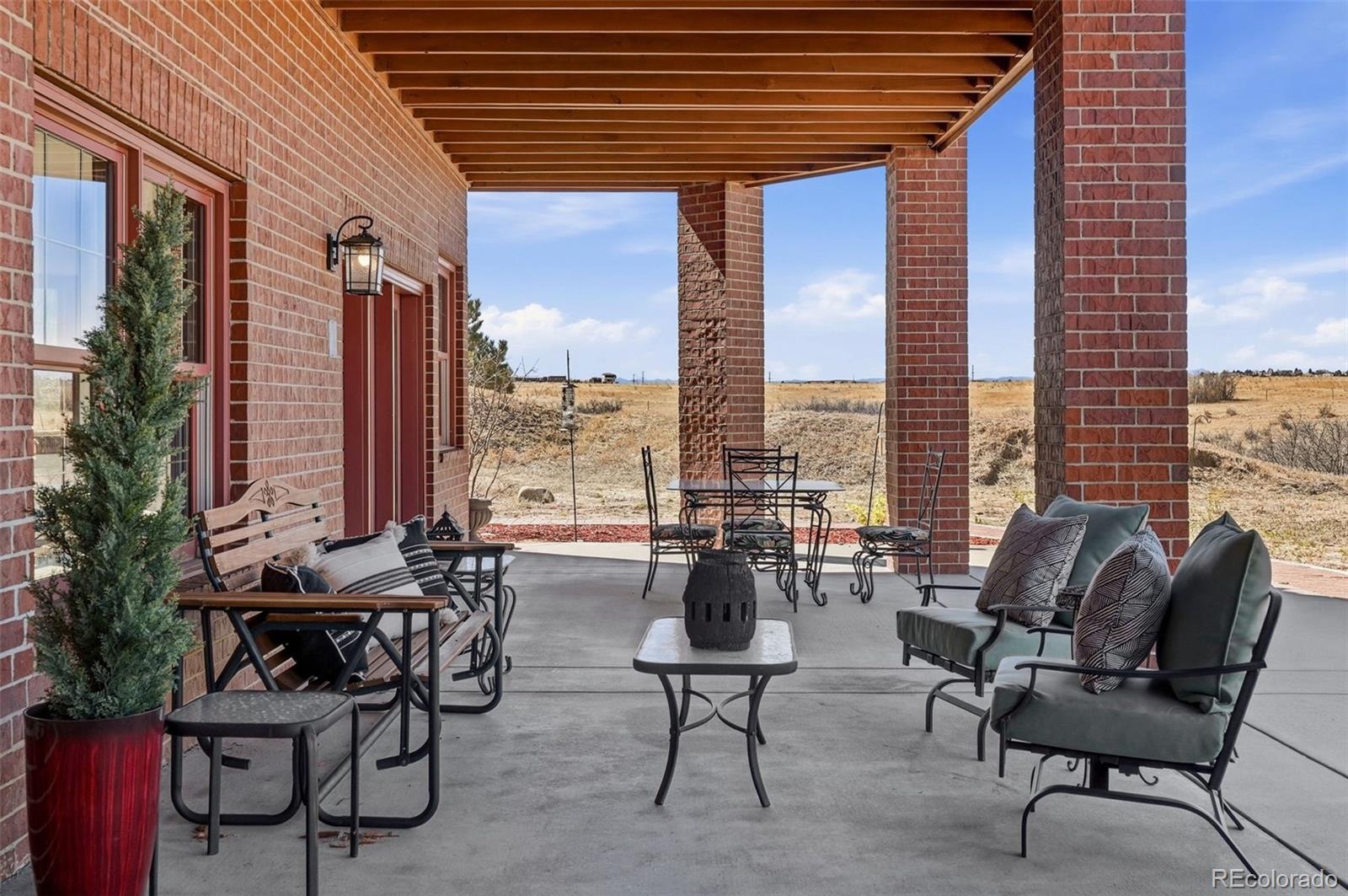 4347 N Crowfoot Valley Road