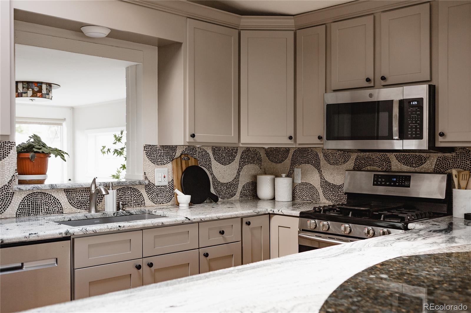 6790 E Exposition Avenue