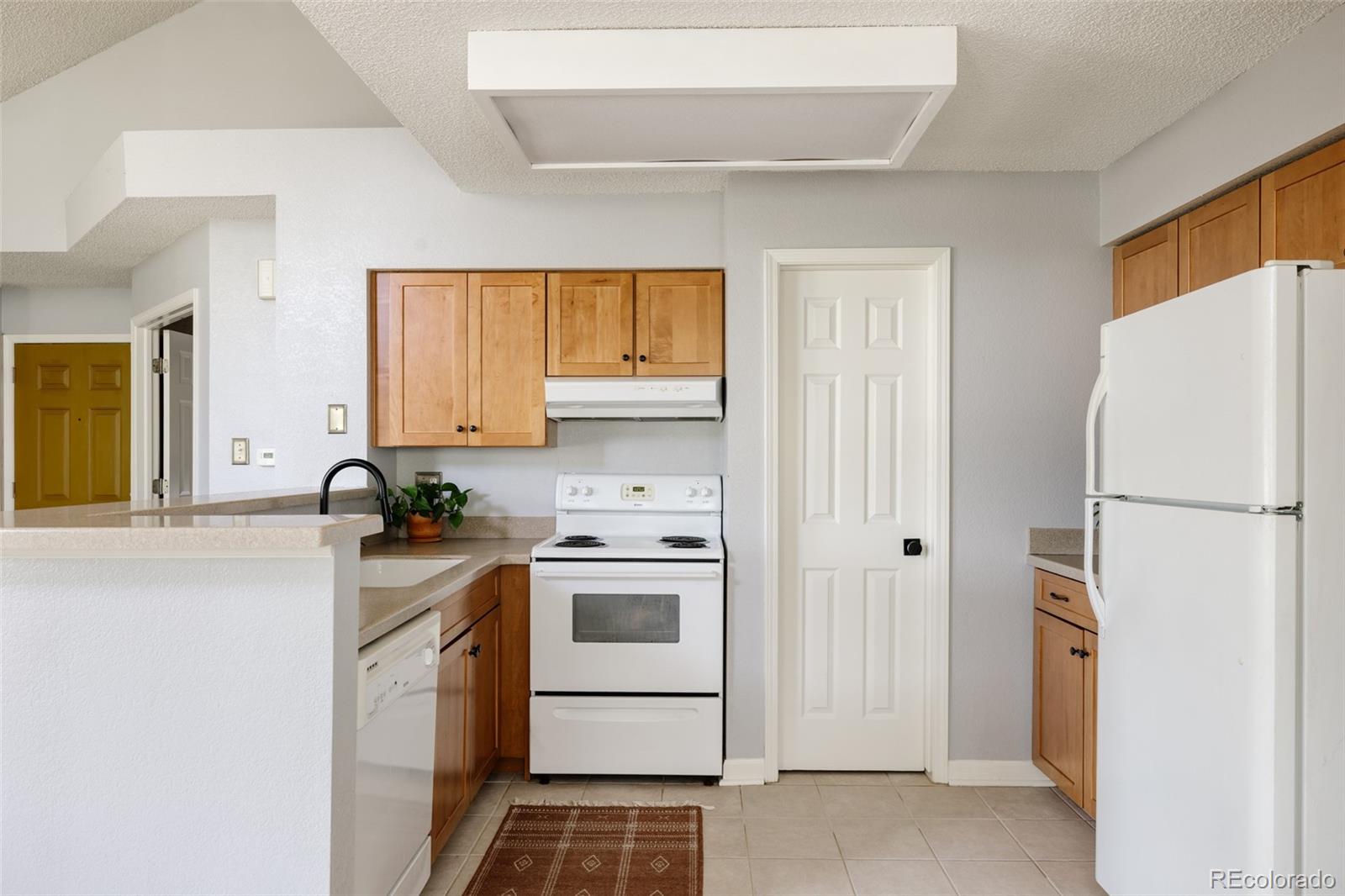 886 S Reed Court Unit: H