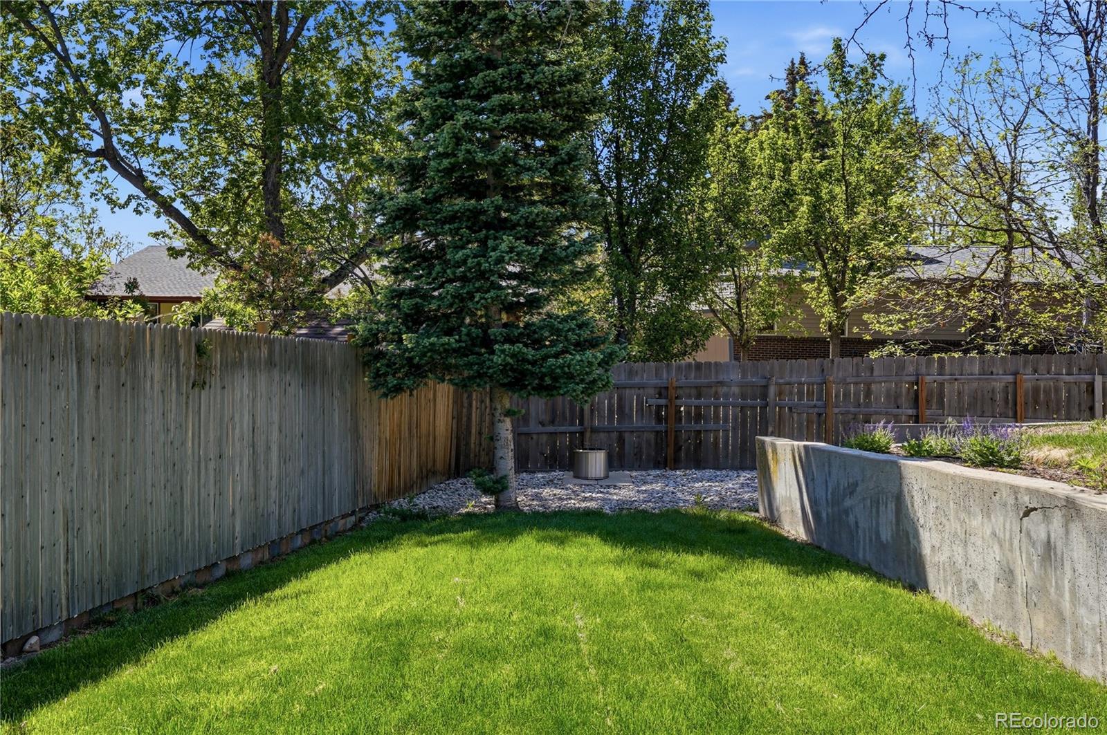 1556 S Xenon Court