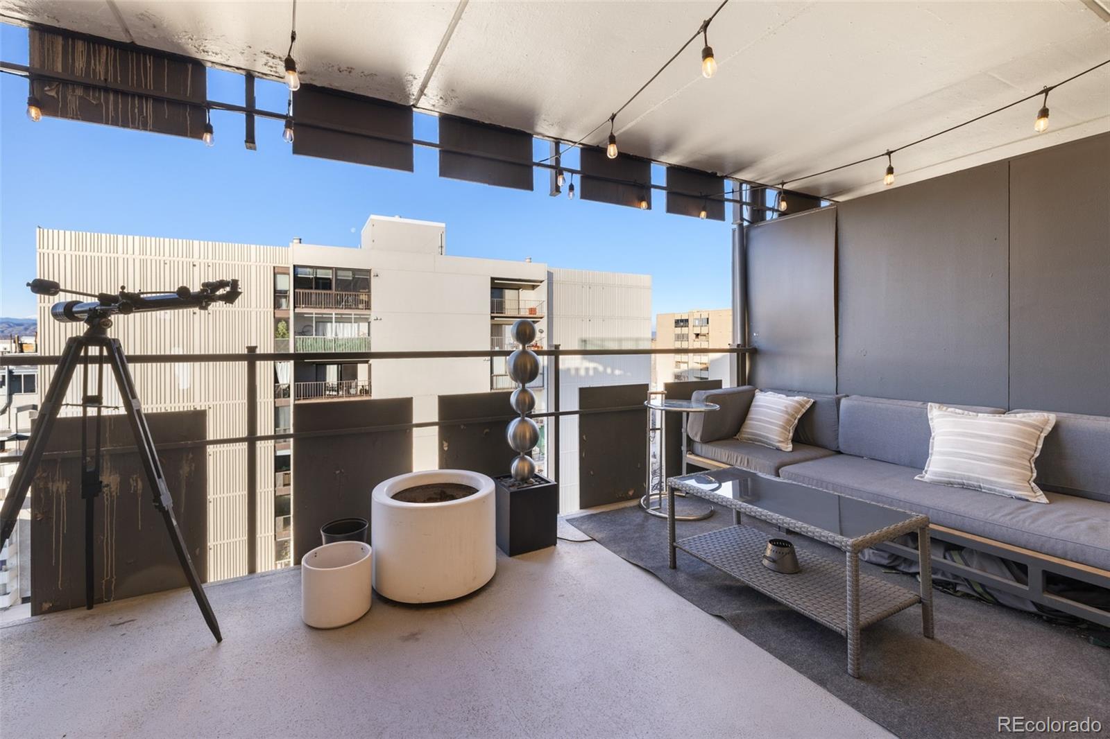 790 N Washington Street Unit: 1203