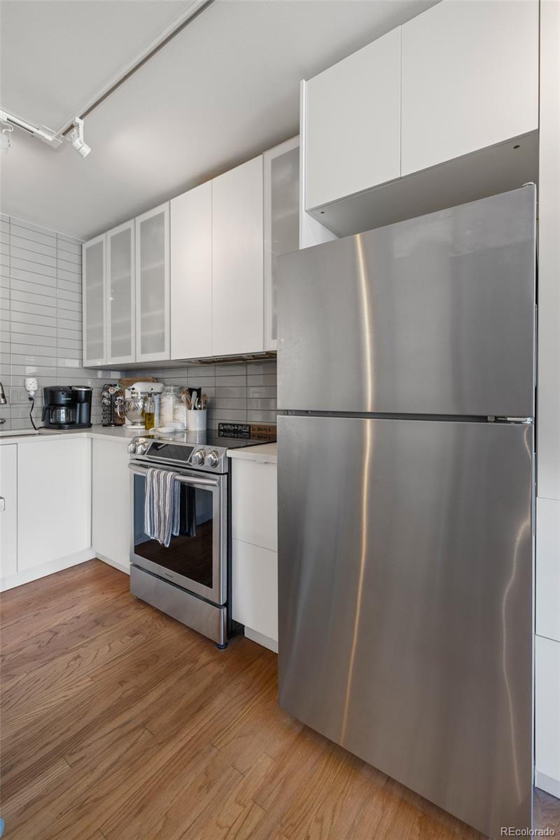 790 N Washington Street Unit: 1203