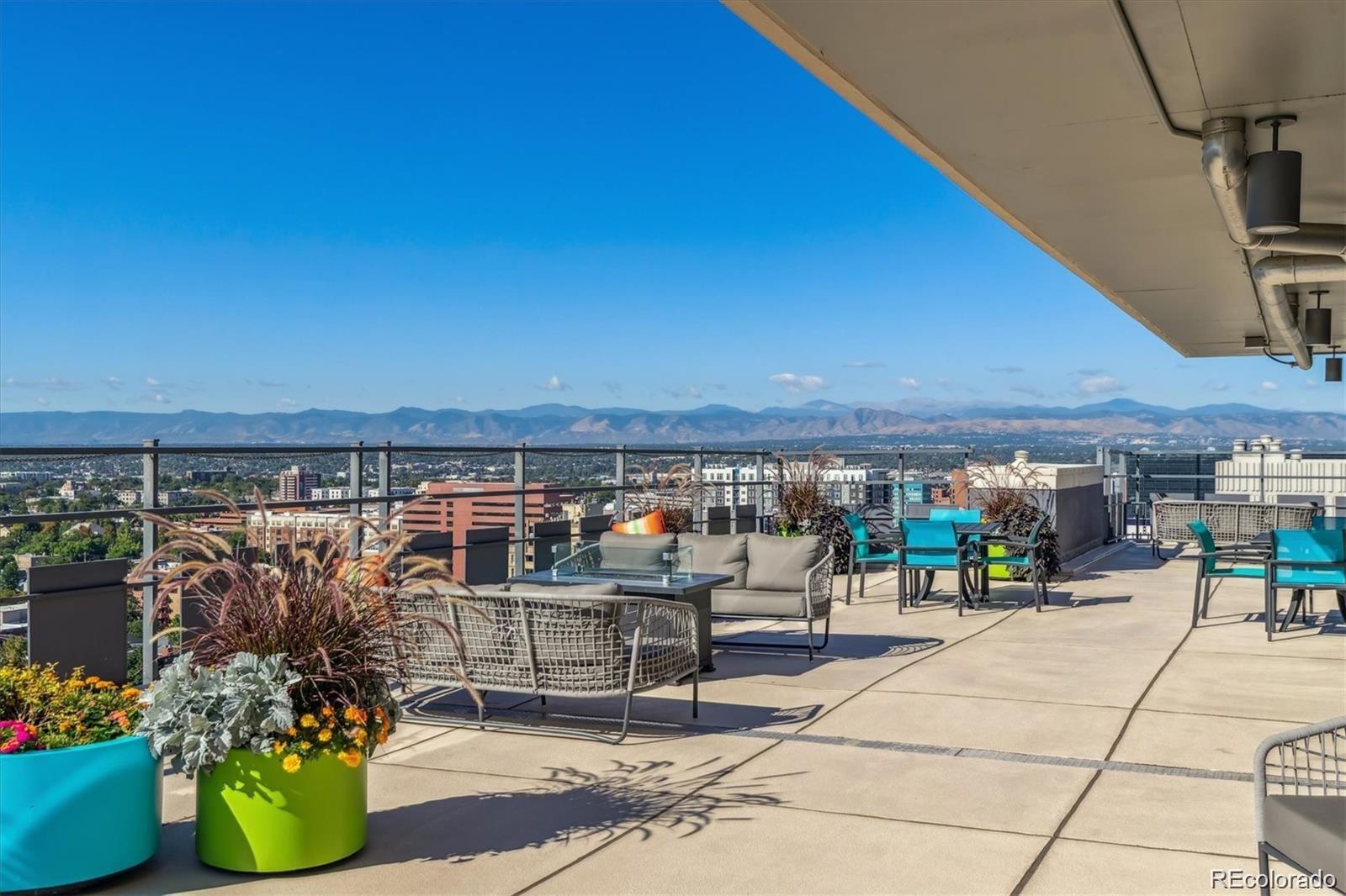 790 N Washington Street Unit: 1203