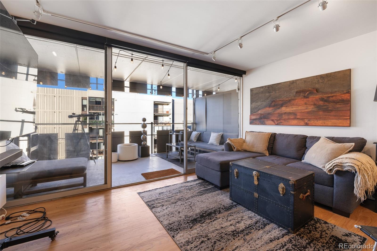 790 N Washington Street Unit: 1203