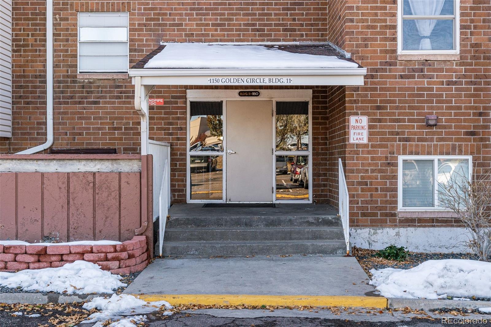 1150 Golden Cir Unit: 301