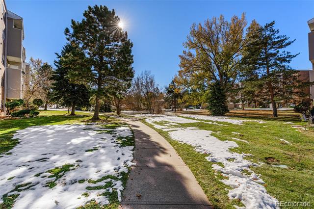1150 Golden Cir Unit: 301