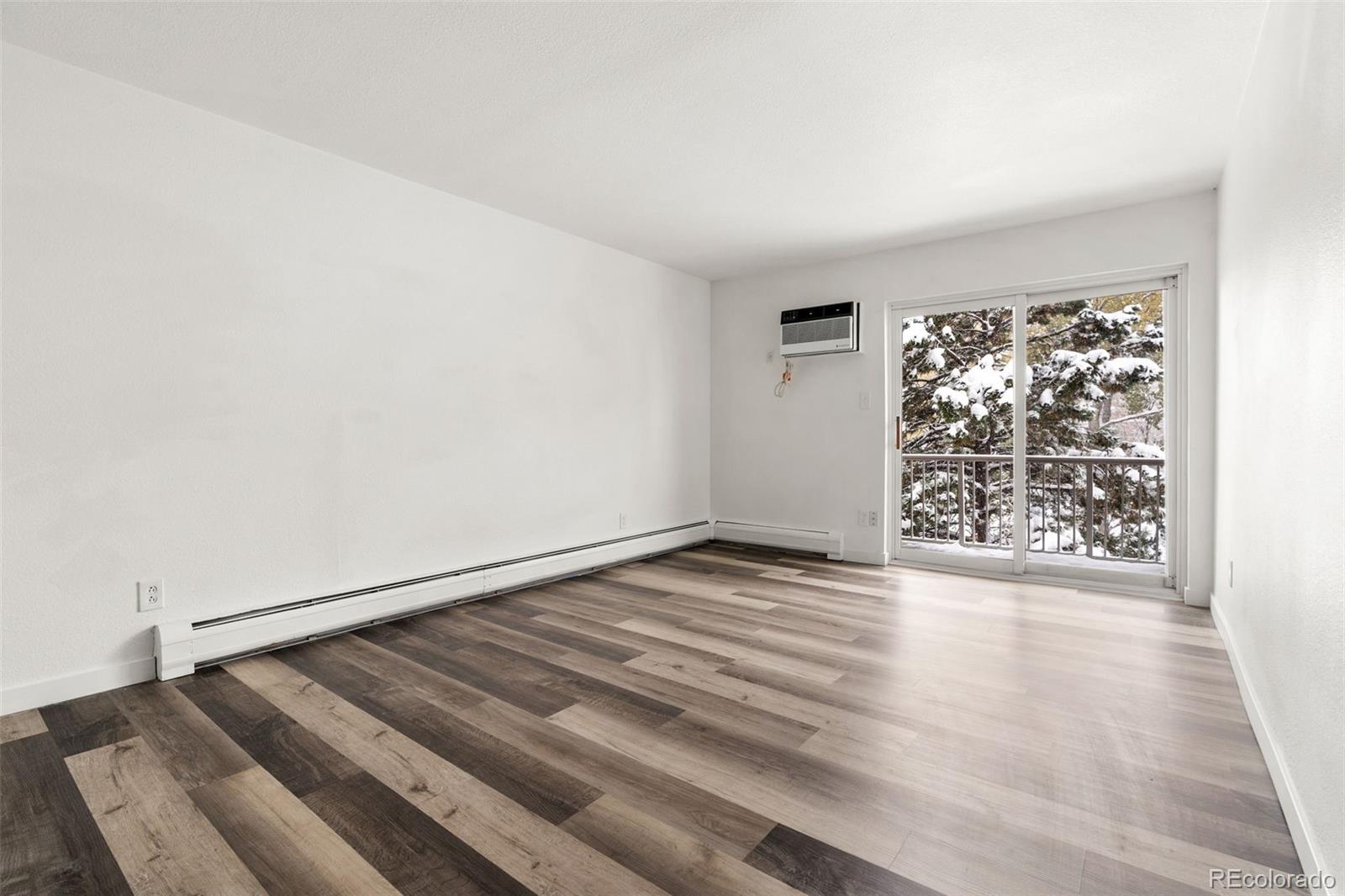 1150 Golden Cir Unit: 301