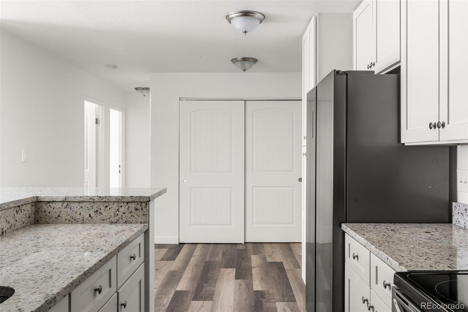 1150 Golden Cir Unit: 301