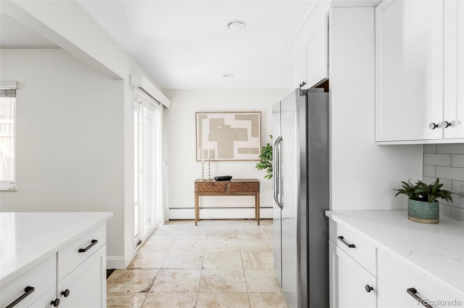 121 S Jasmine Street