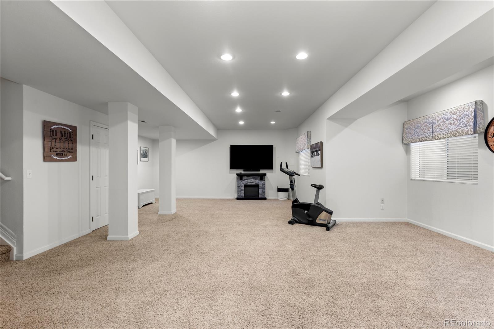 10148 Mockingbird Lane