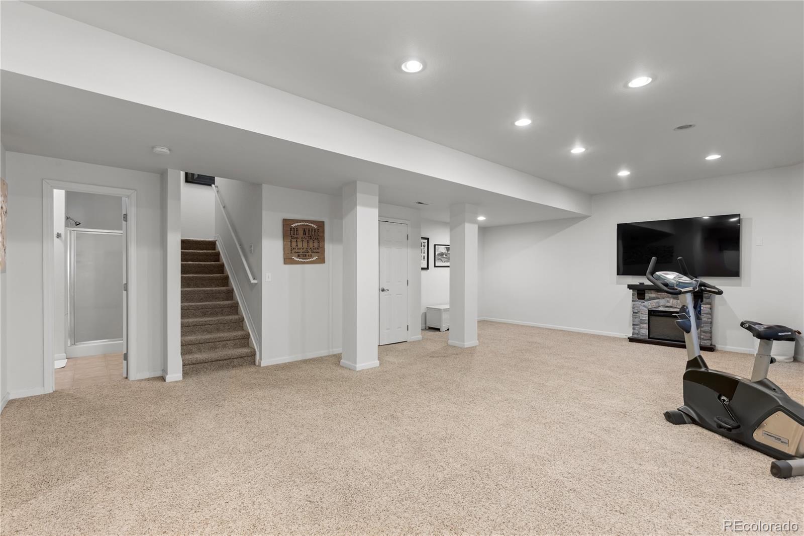 10148 Mockingbird Lane