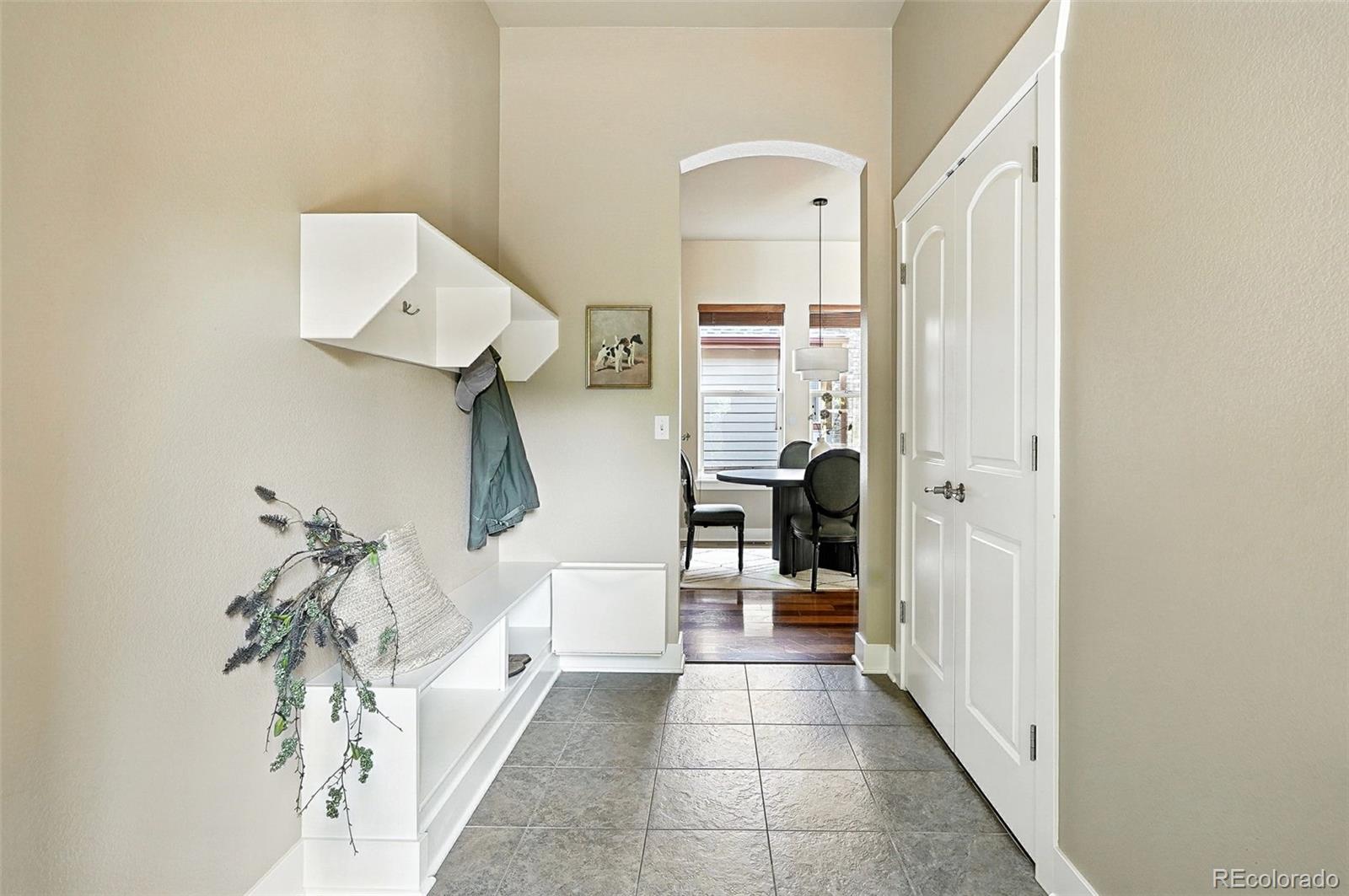 394 Alton Way