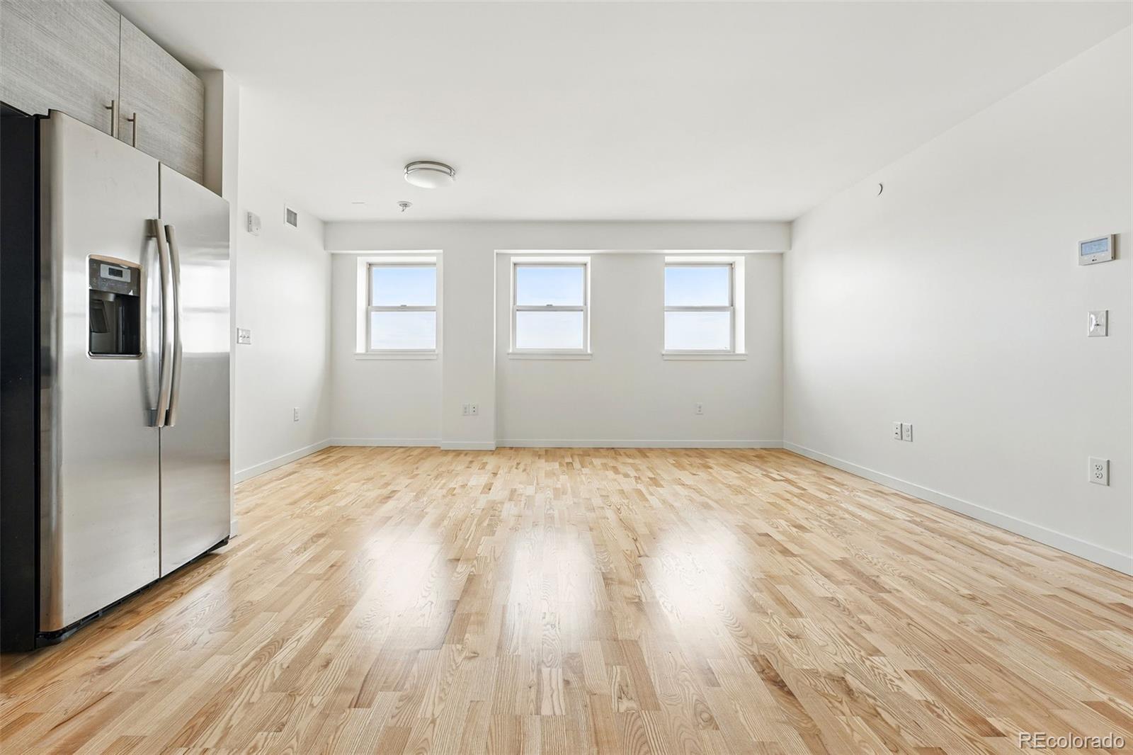 2835 W Parkside Pl Unit: 305