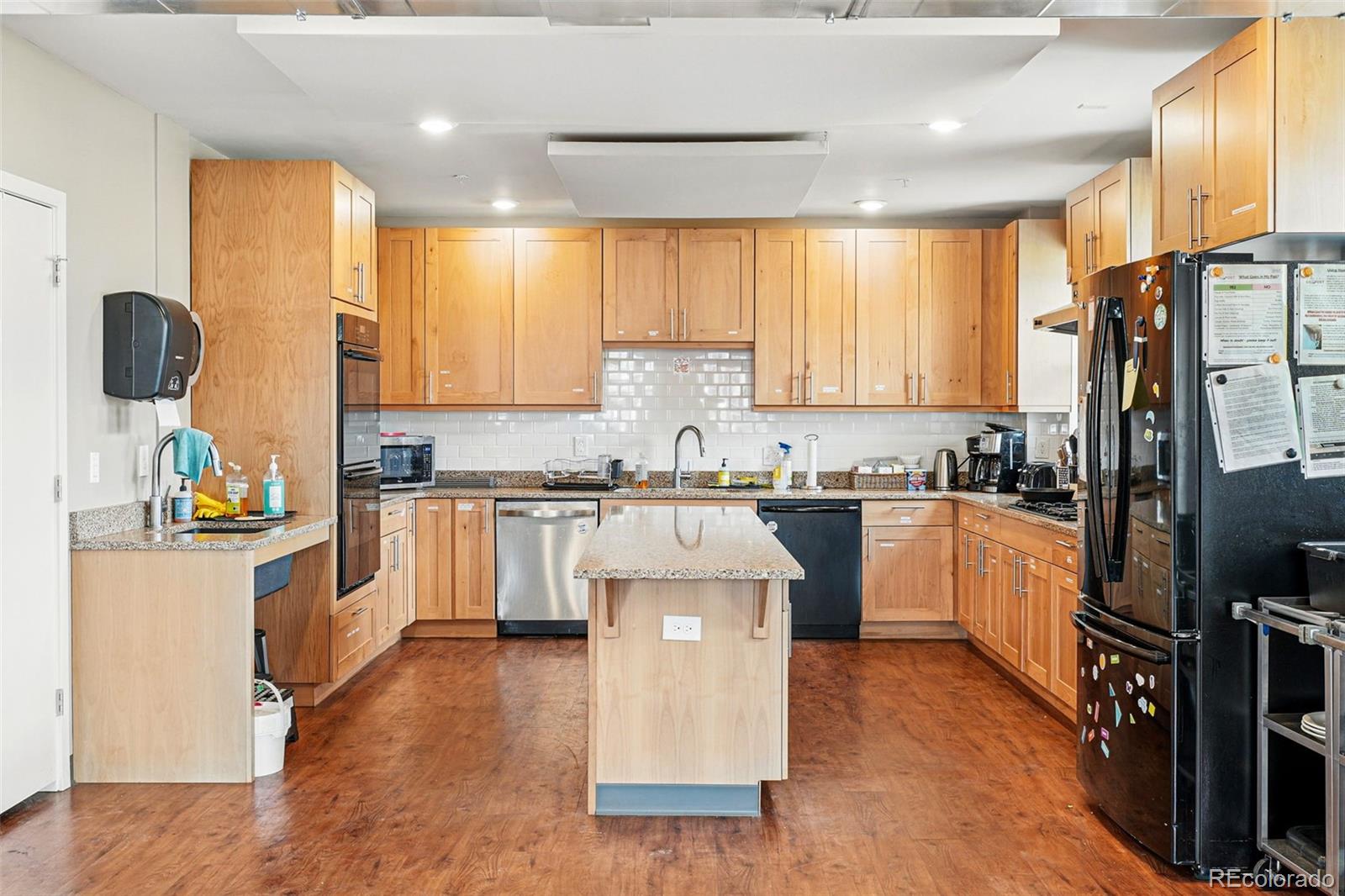 2835 W Parkside Pl Unit: 305
