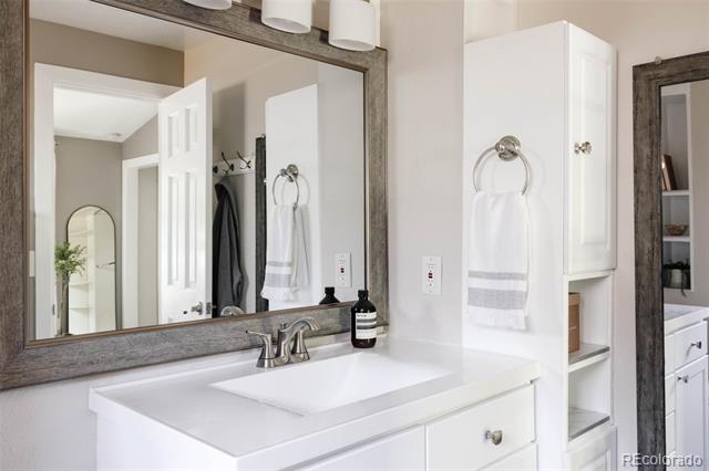 8460 Zephyr Ct