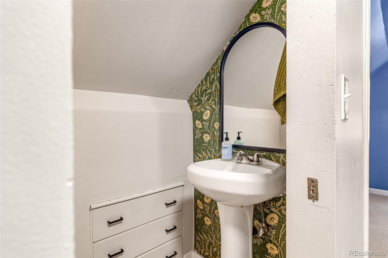 2535 S Julian Street