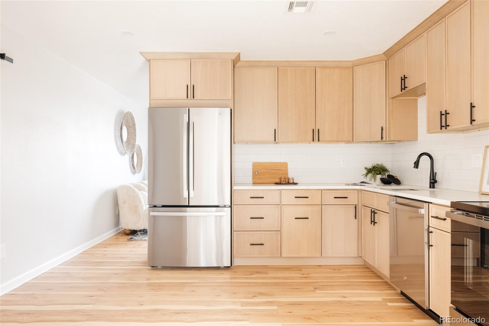 11186 W Wisconsin Ave