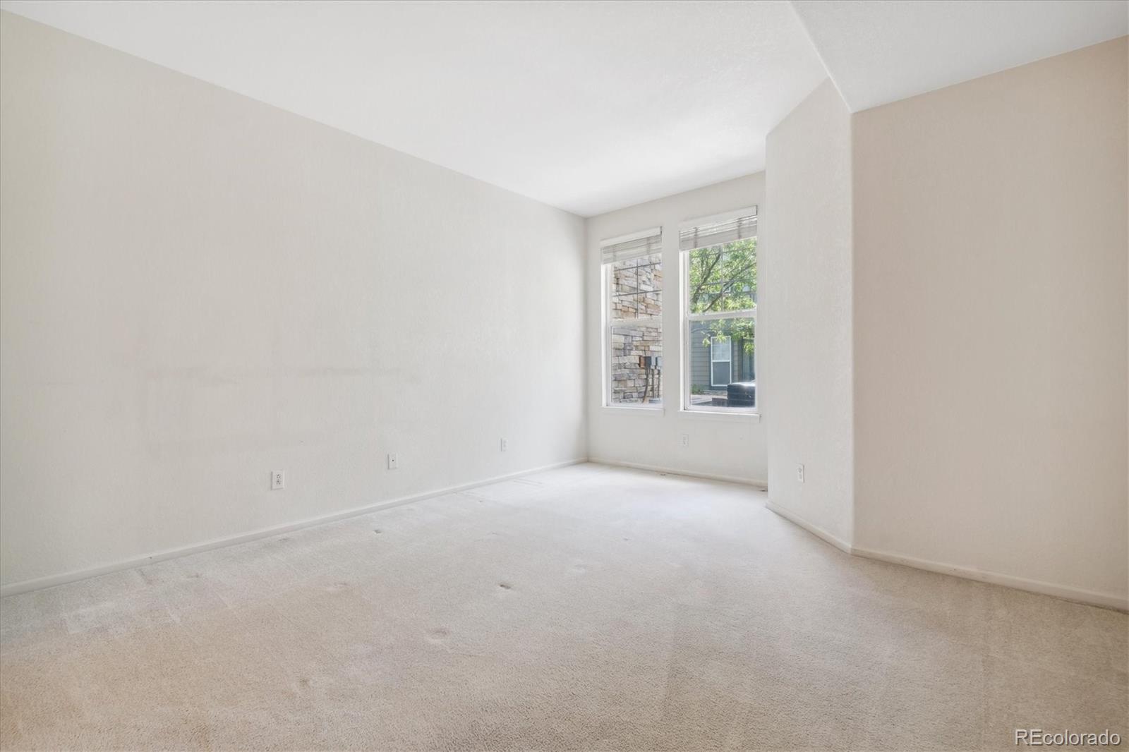 2122 S Fulton Cir Unit: 102