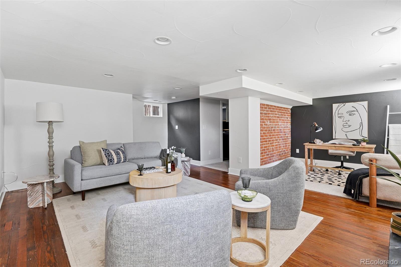 2346 Fairfax Street