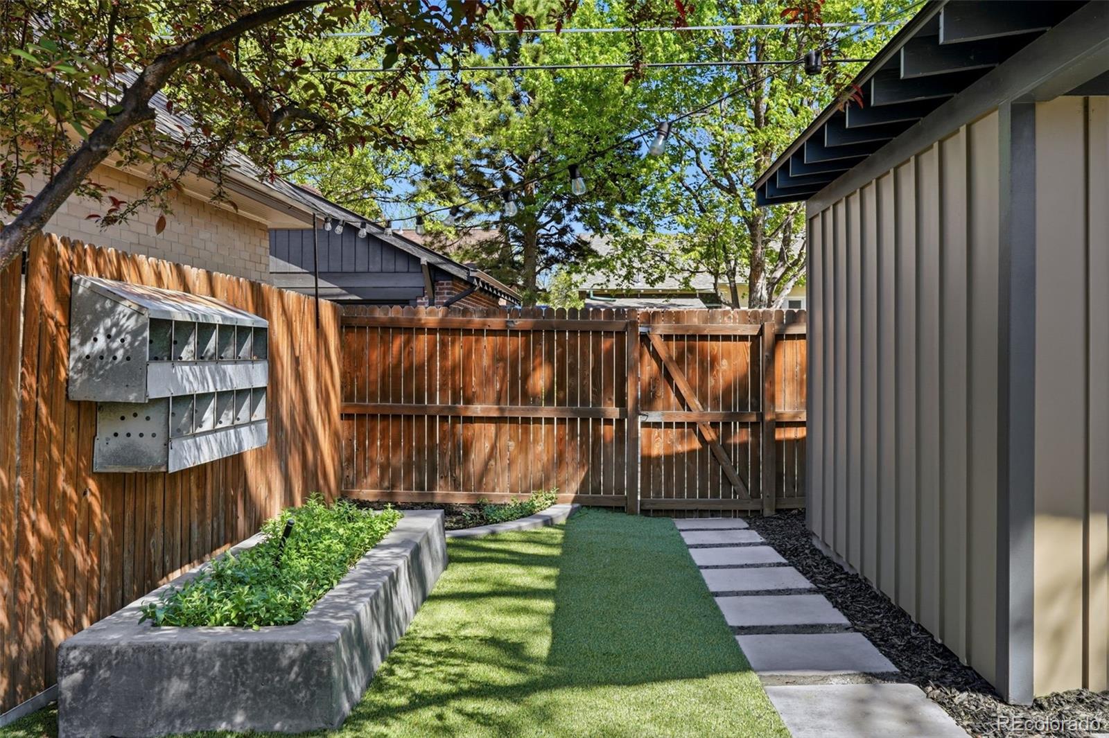 2346 Fairfax Street