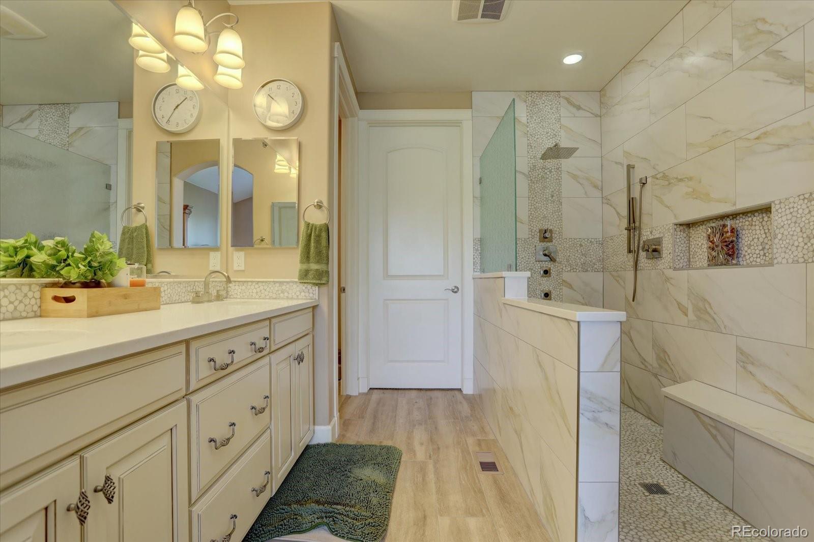 2409 Primo Rd Unit: C