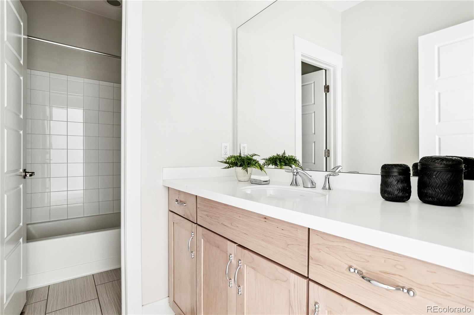 9475 E Prairie Meadow Dr