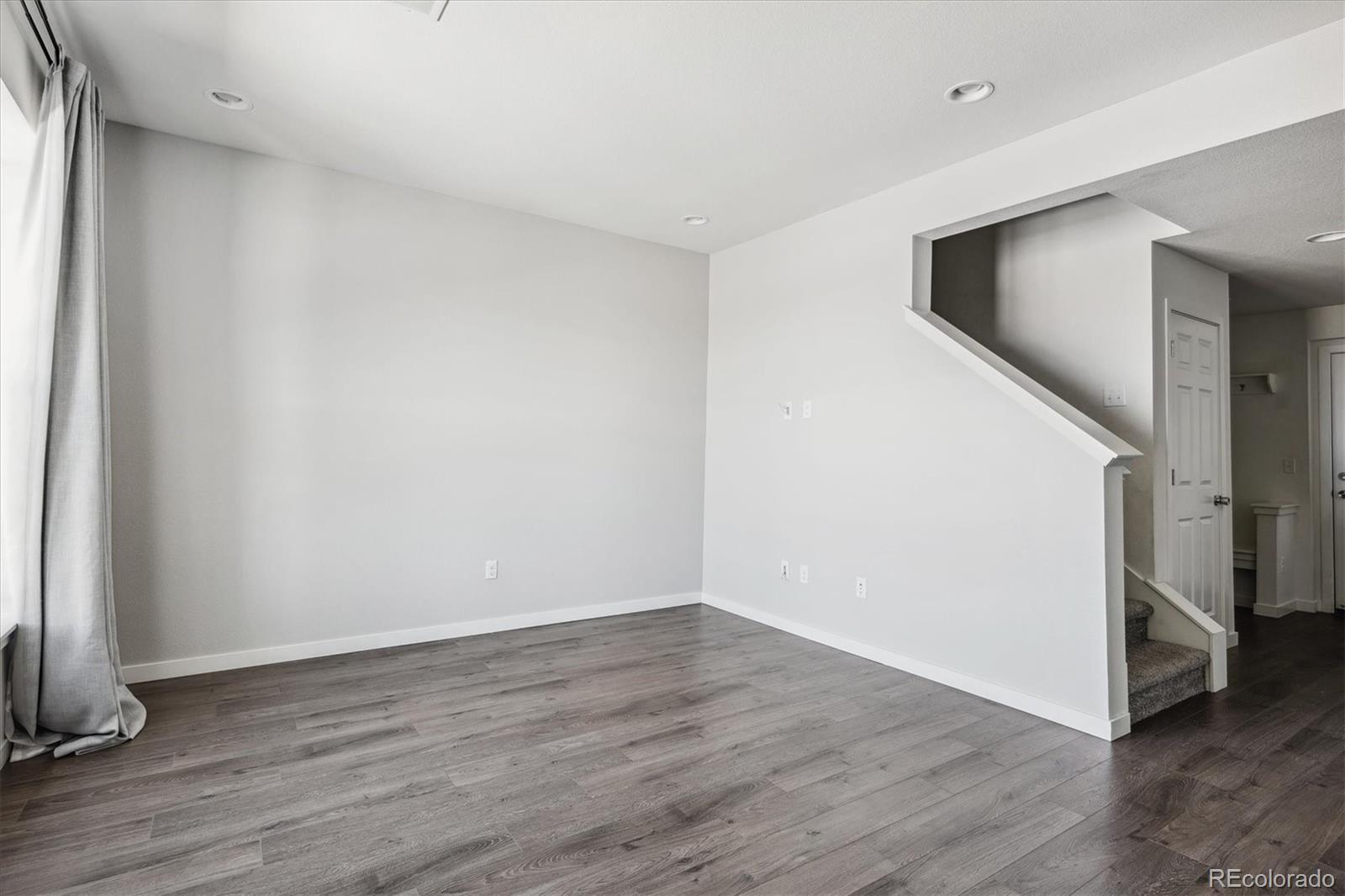 5868 Central Park Blvd