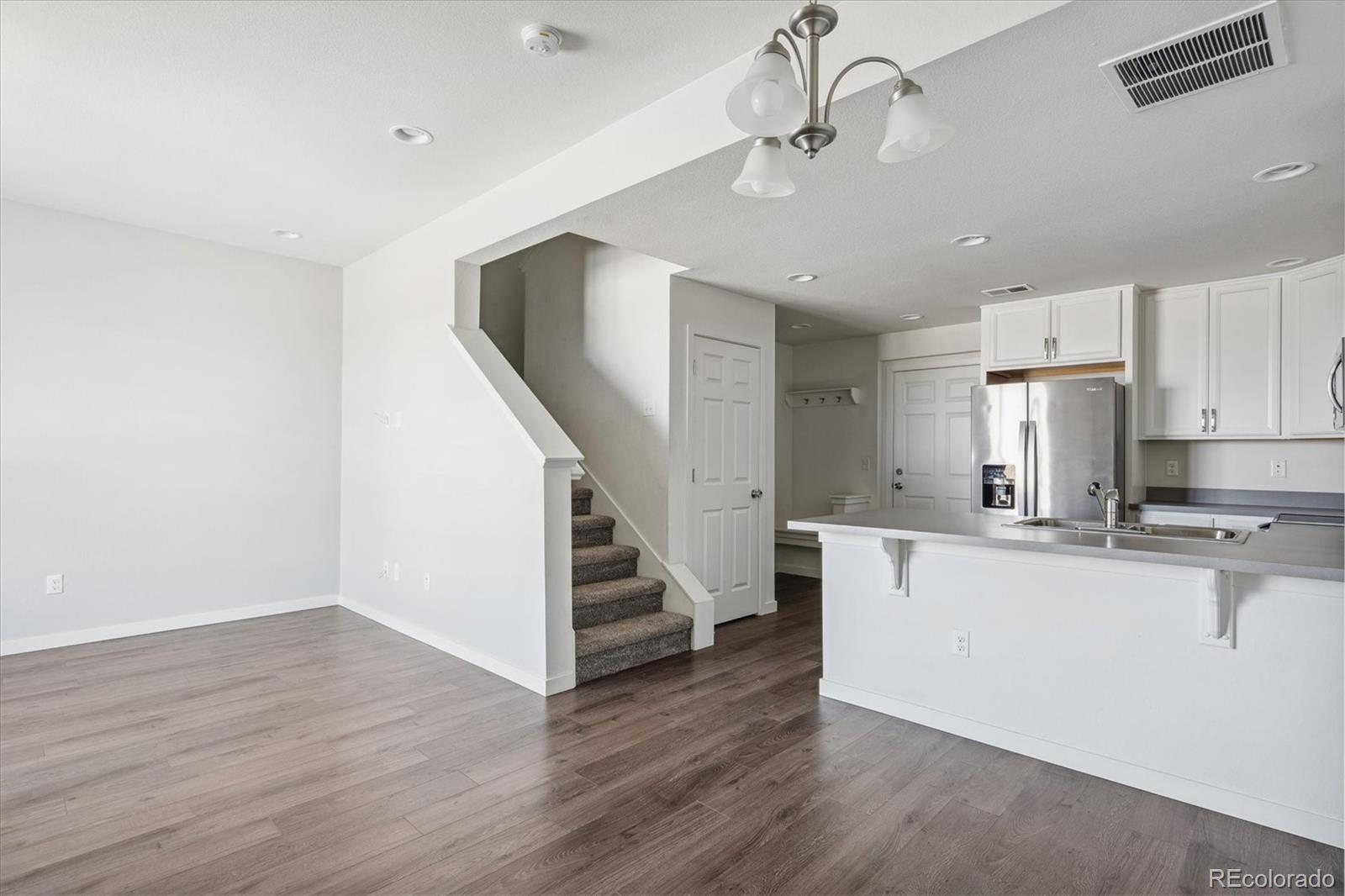 5868 Central Park Blvd