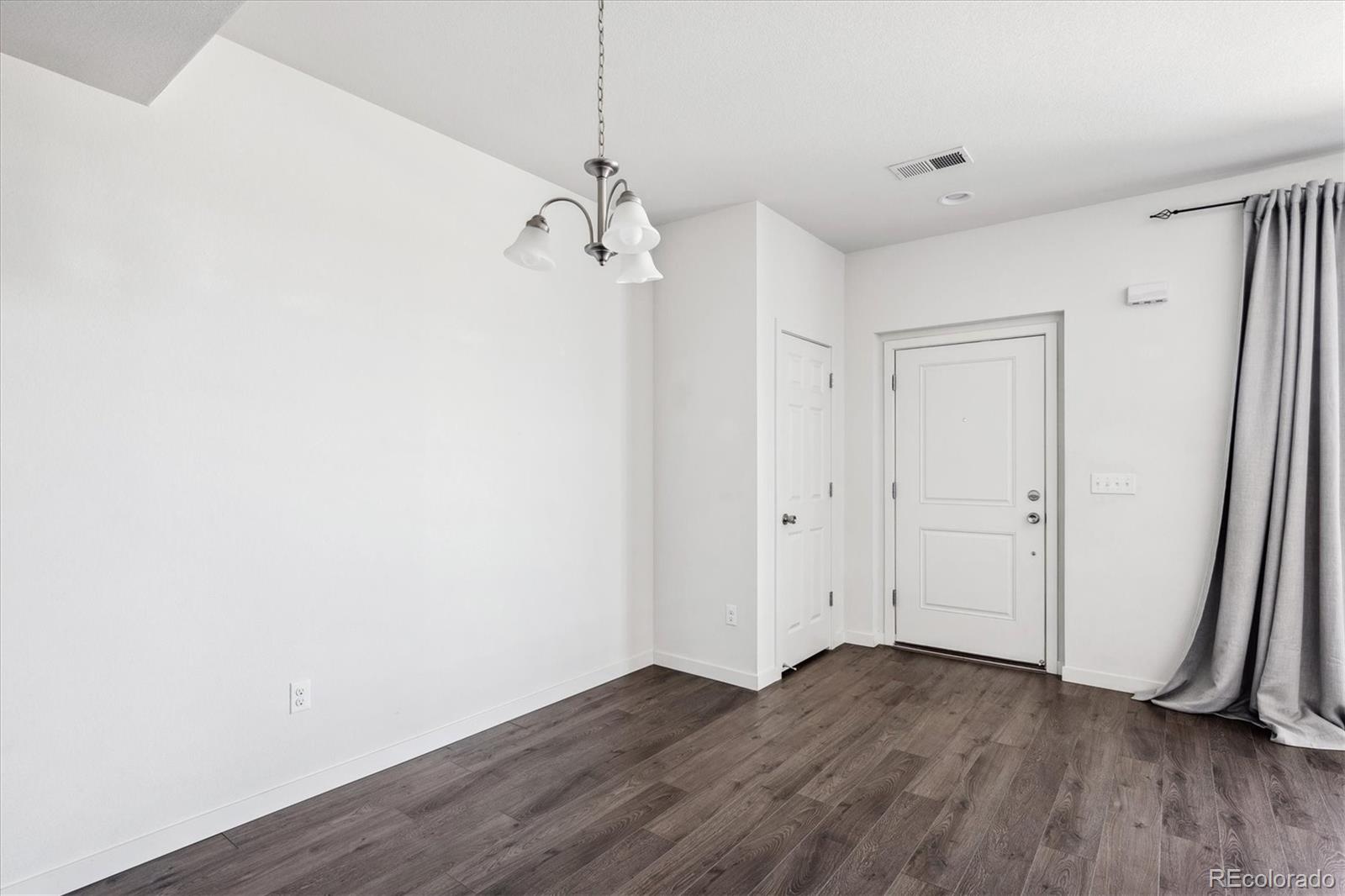 5868 Central Park Blvd