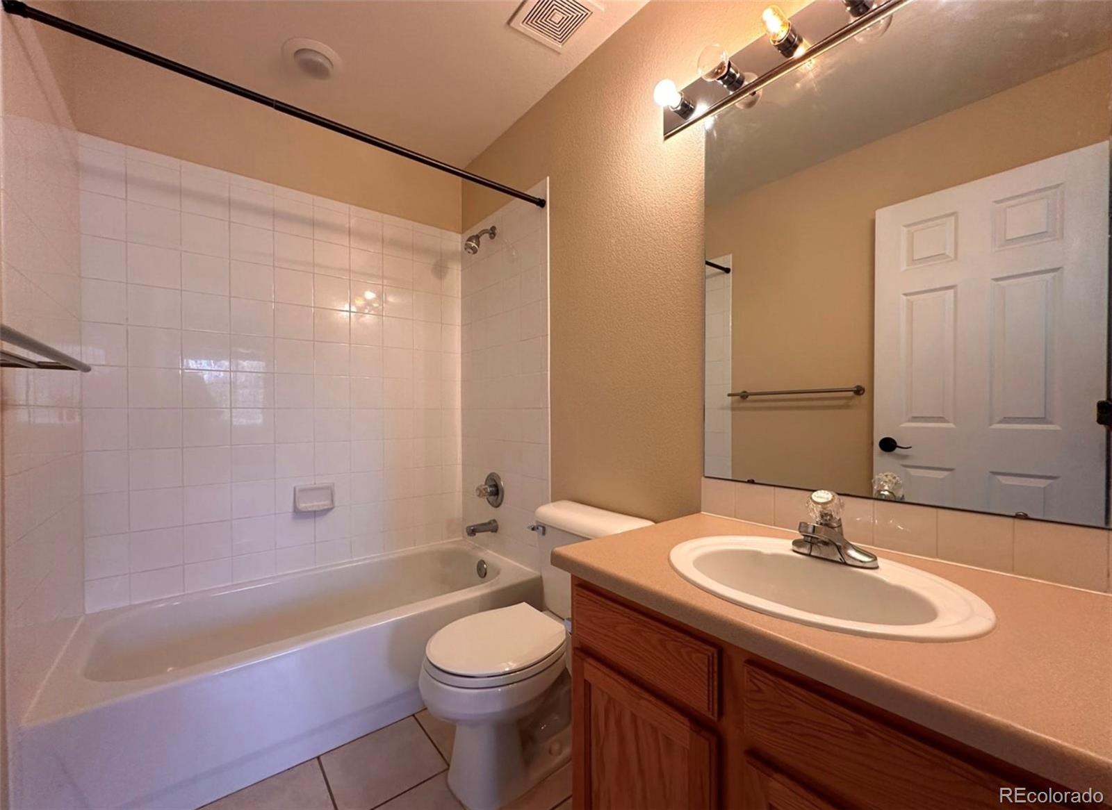 438 N Parkside Drive Unit: C