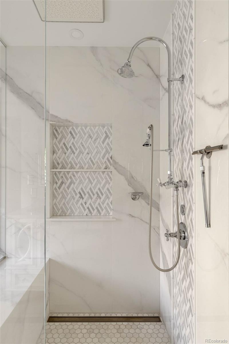 5525 E 17th Avenue Parkway