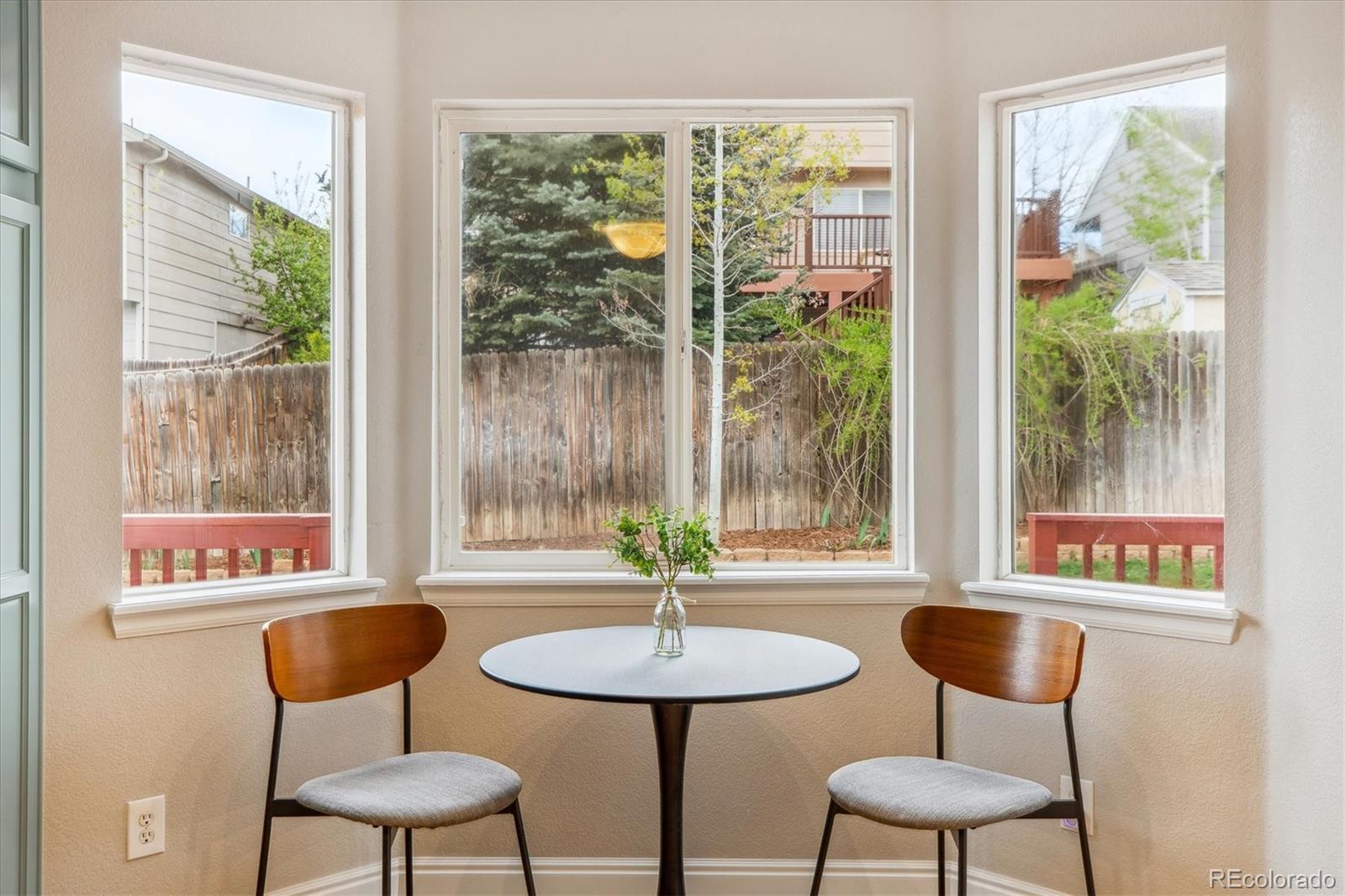 5174 S Ukraine Street