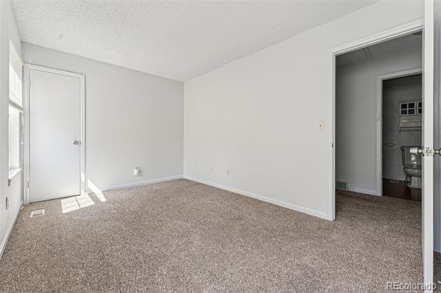 9 Amesbury St
