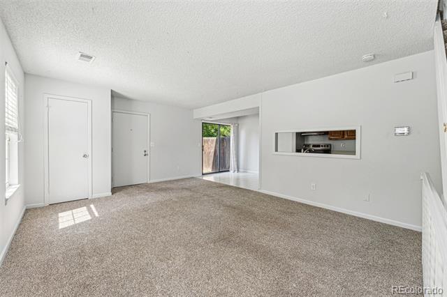 9 Amesbury St