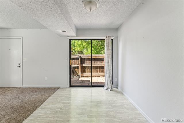 9 Amesbury St