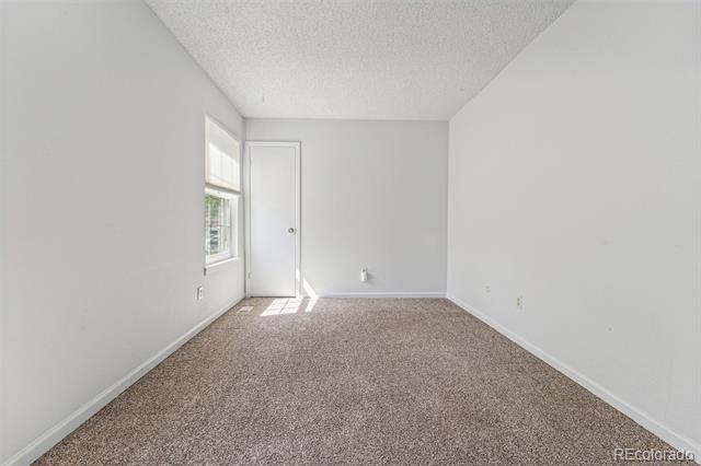 9 Amesbury St