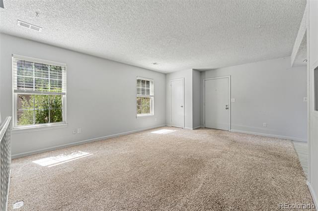 9 Amesbury St