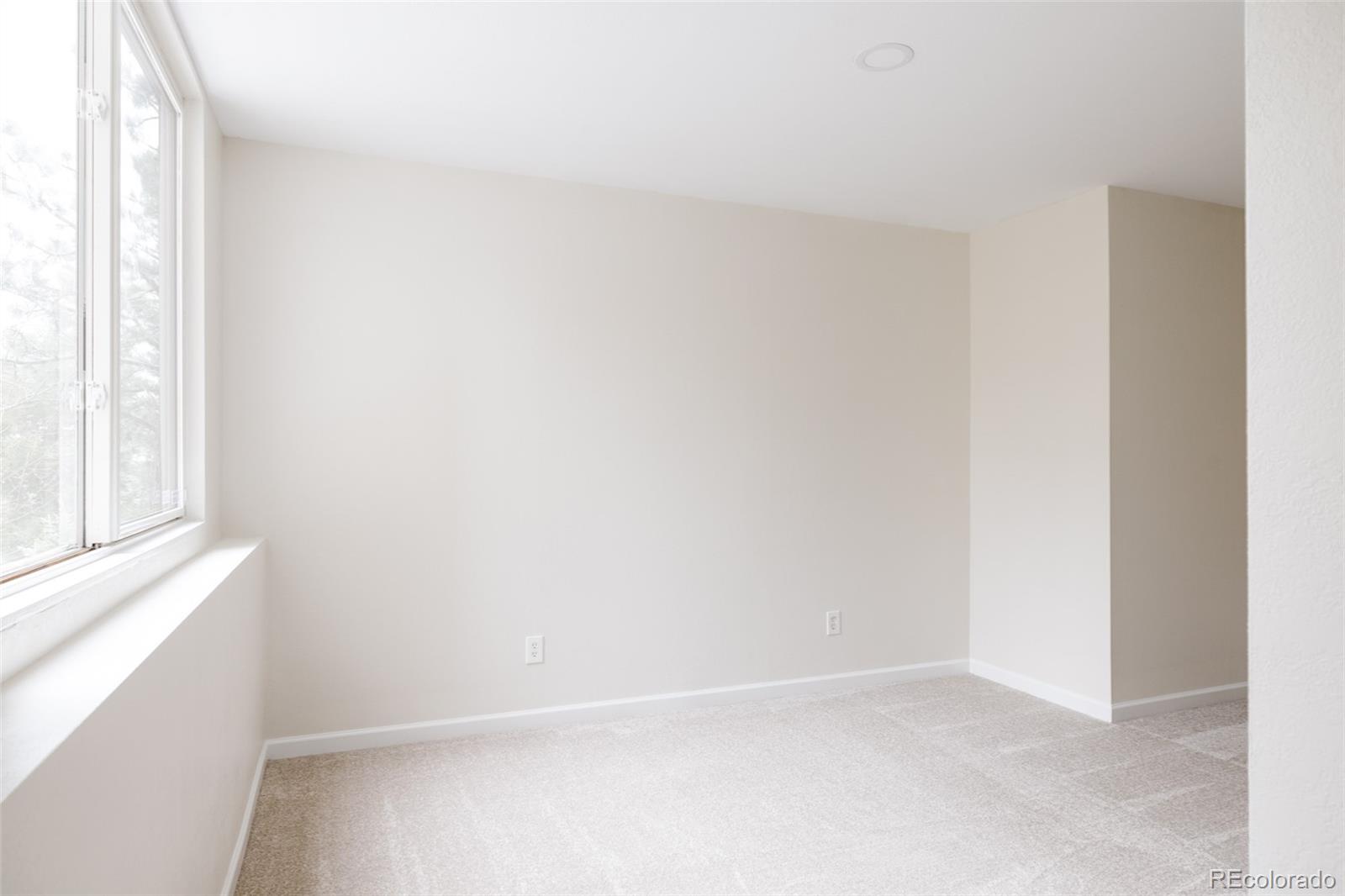 3689 Heatherwood Way