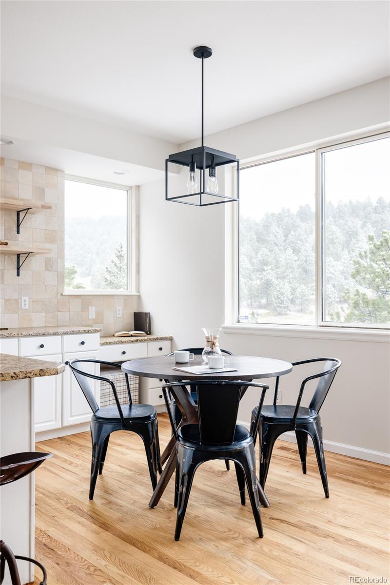 3689 Heatherwood Way