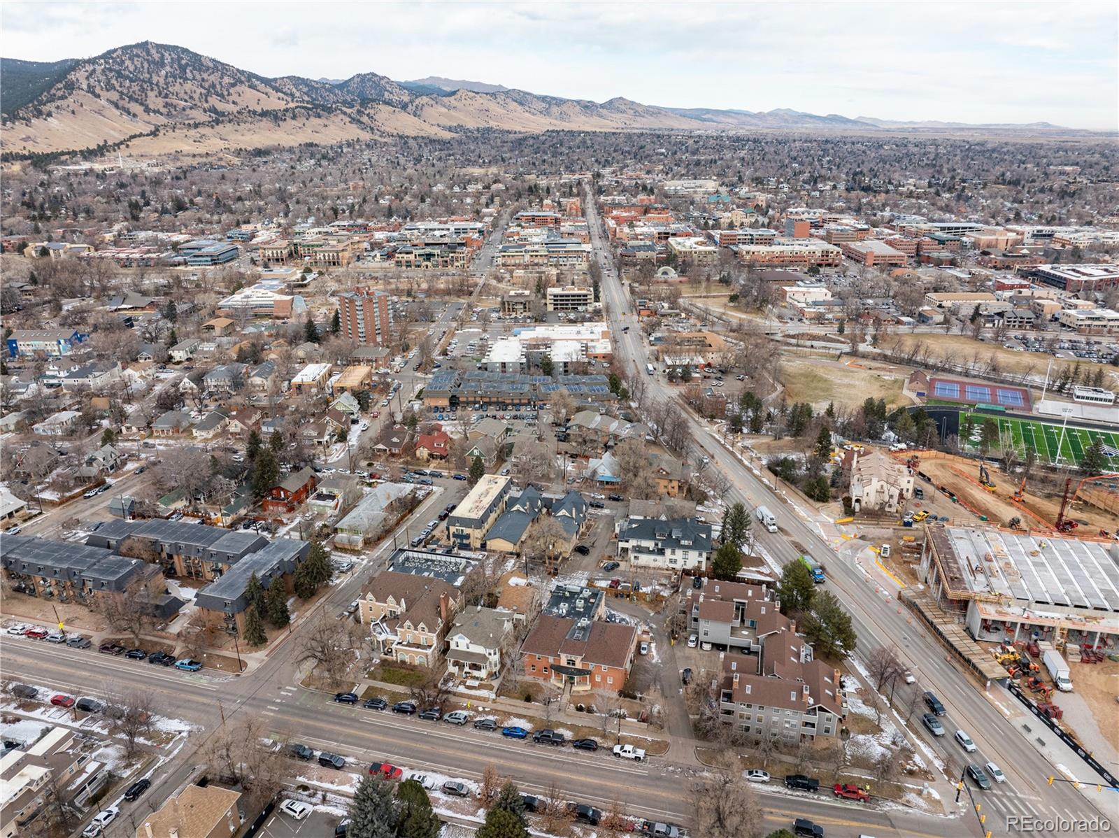 1405 Broadway Unit: 303