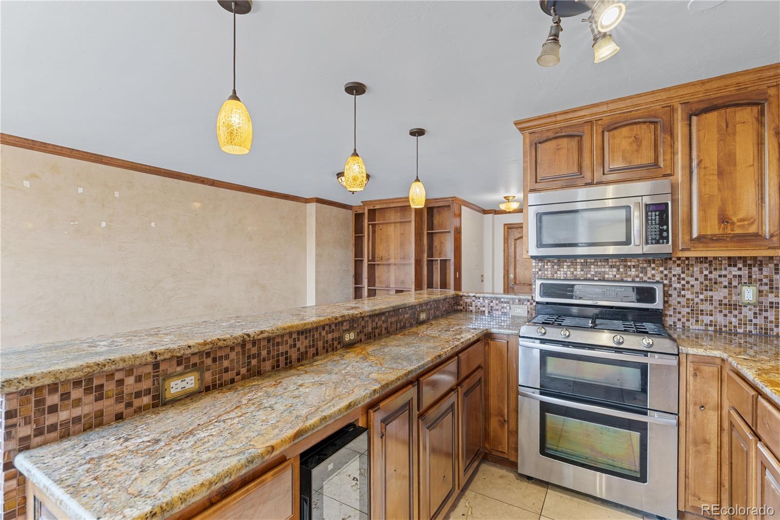 1196 N Grant Street Unit: 106