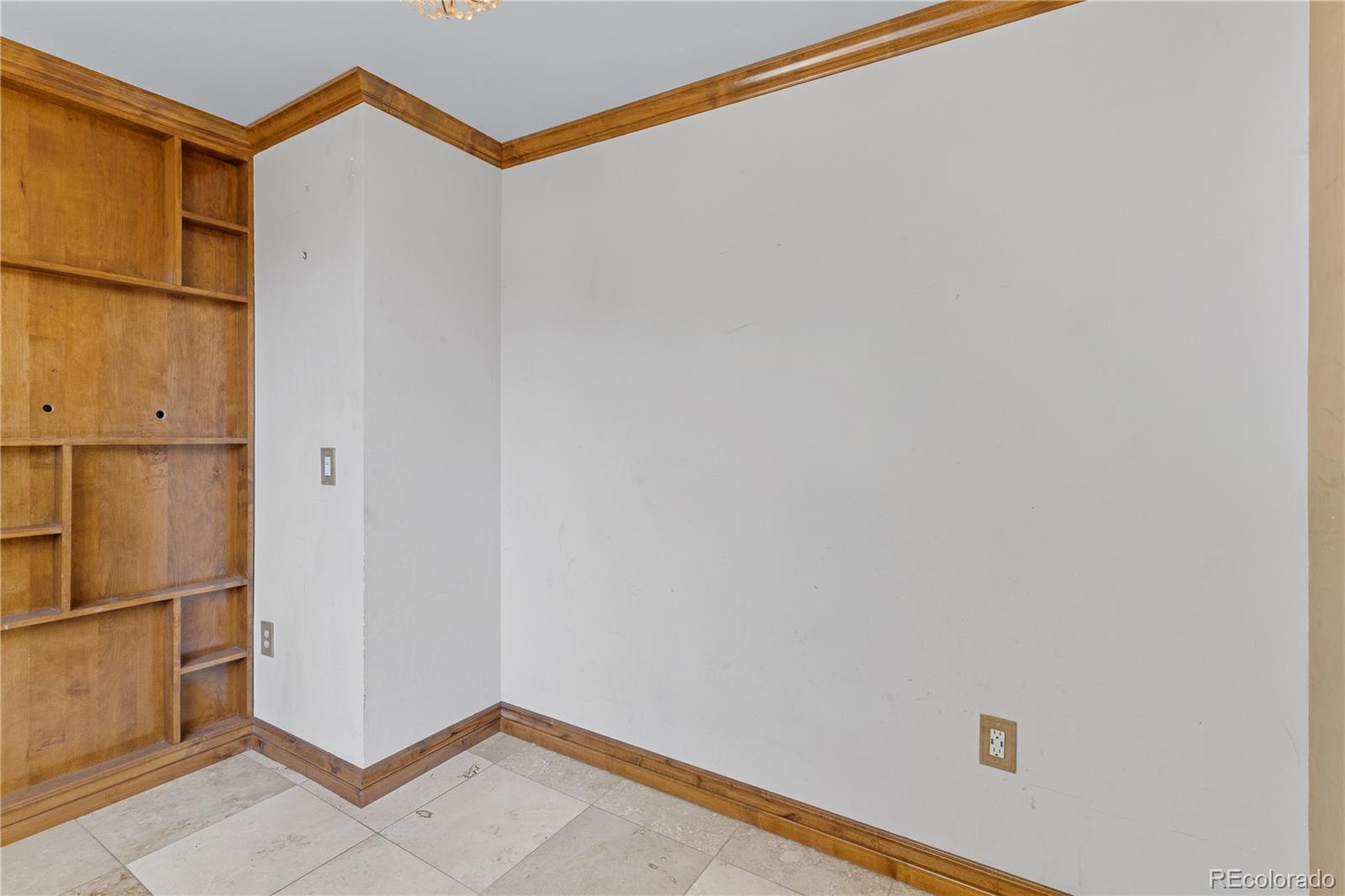 1196 N Grant Street Unit: 106