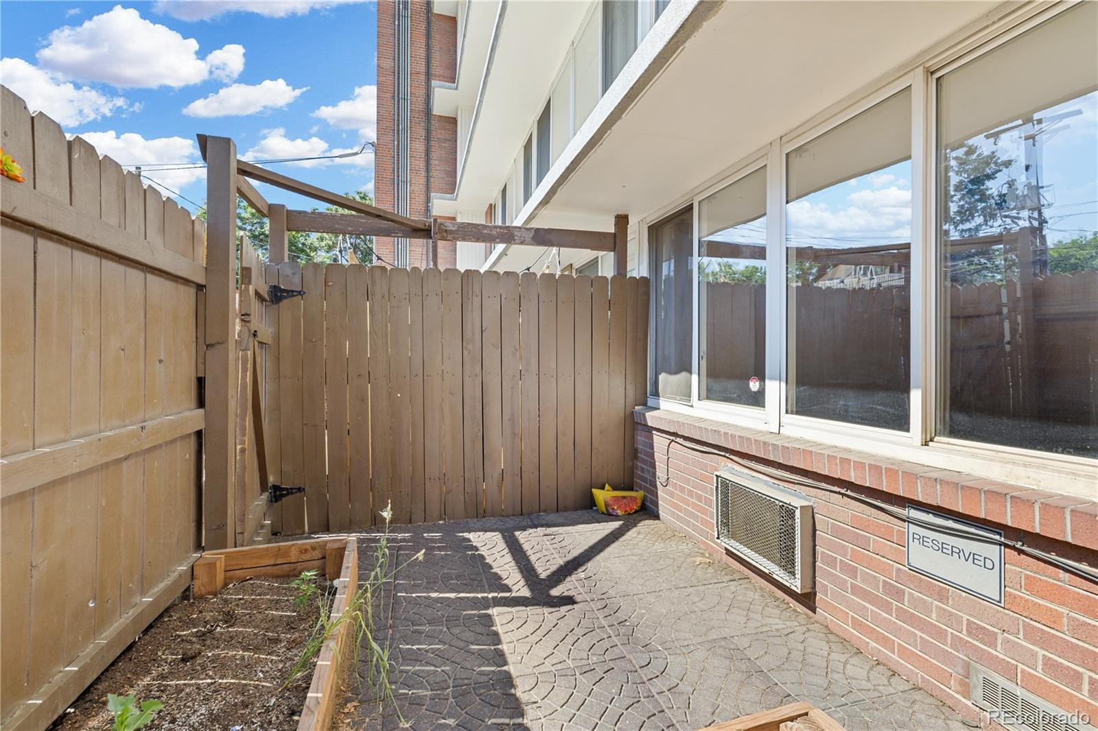 1196 N Grant Street Unit: 106